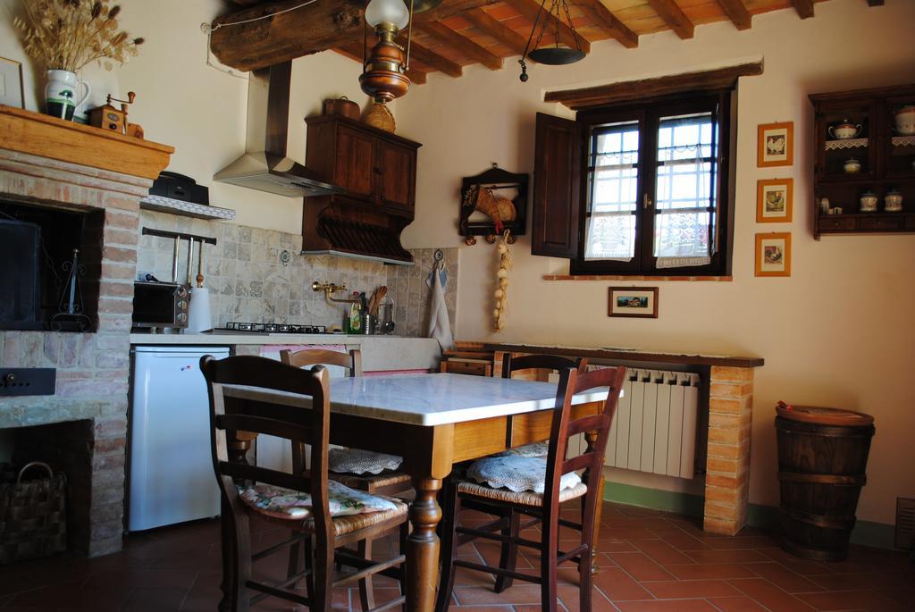 Gasthaus La Moiana San Quirico dʼOrcia Exterior foto